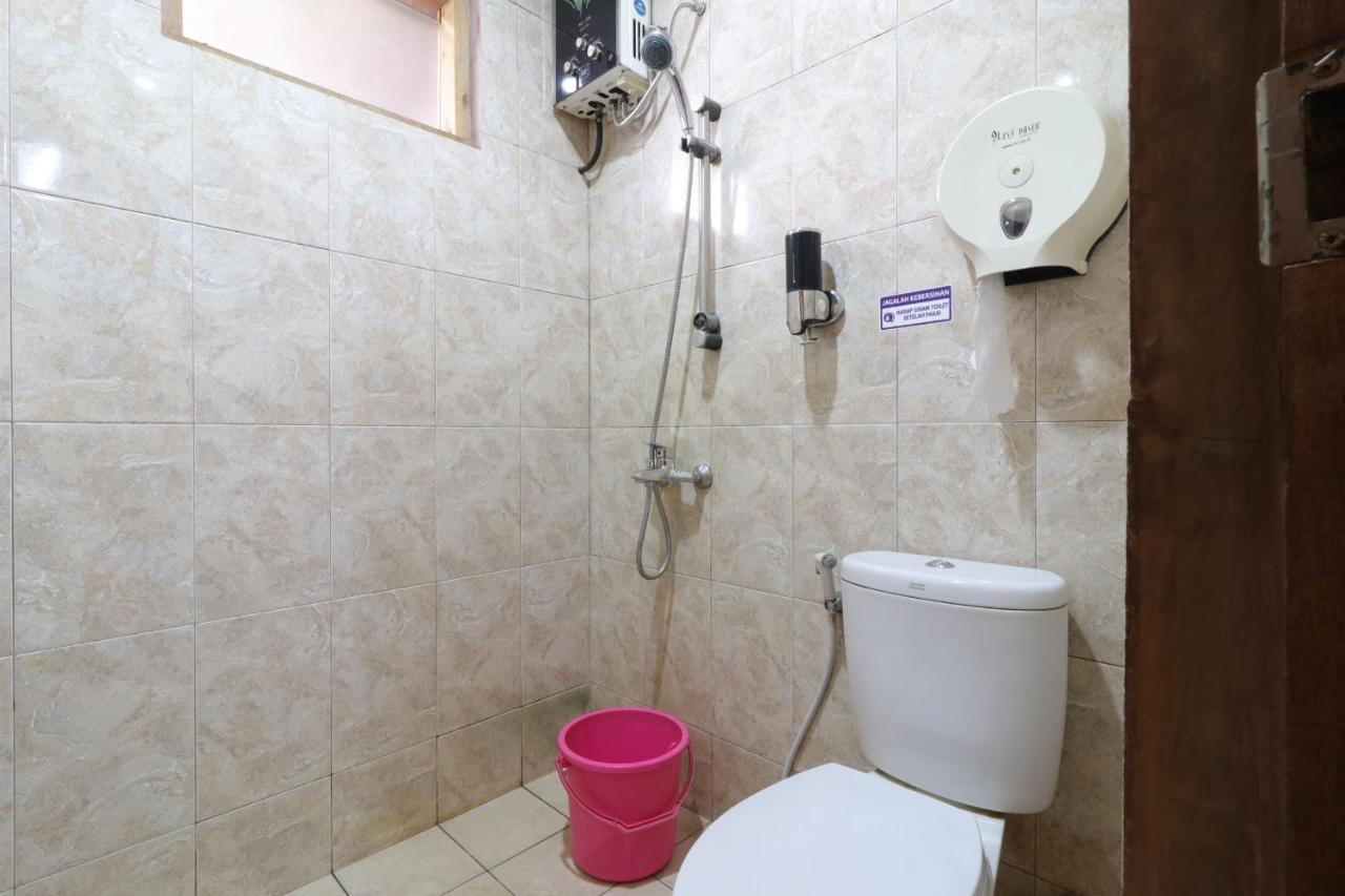 Lembur Incu Syariah Villa & Resto Lembang Exteriör bild