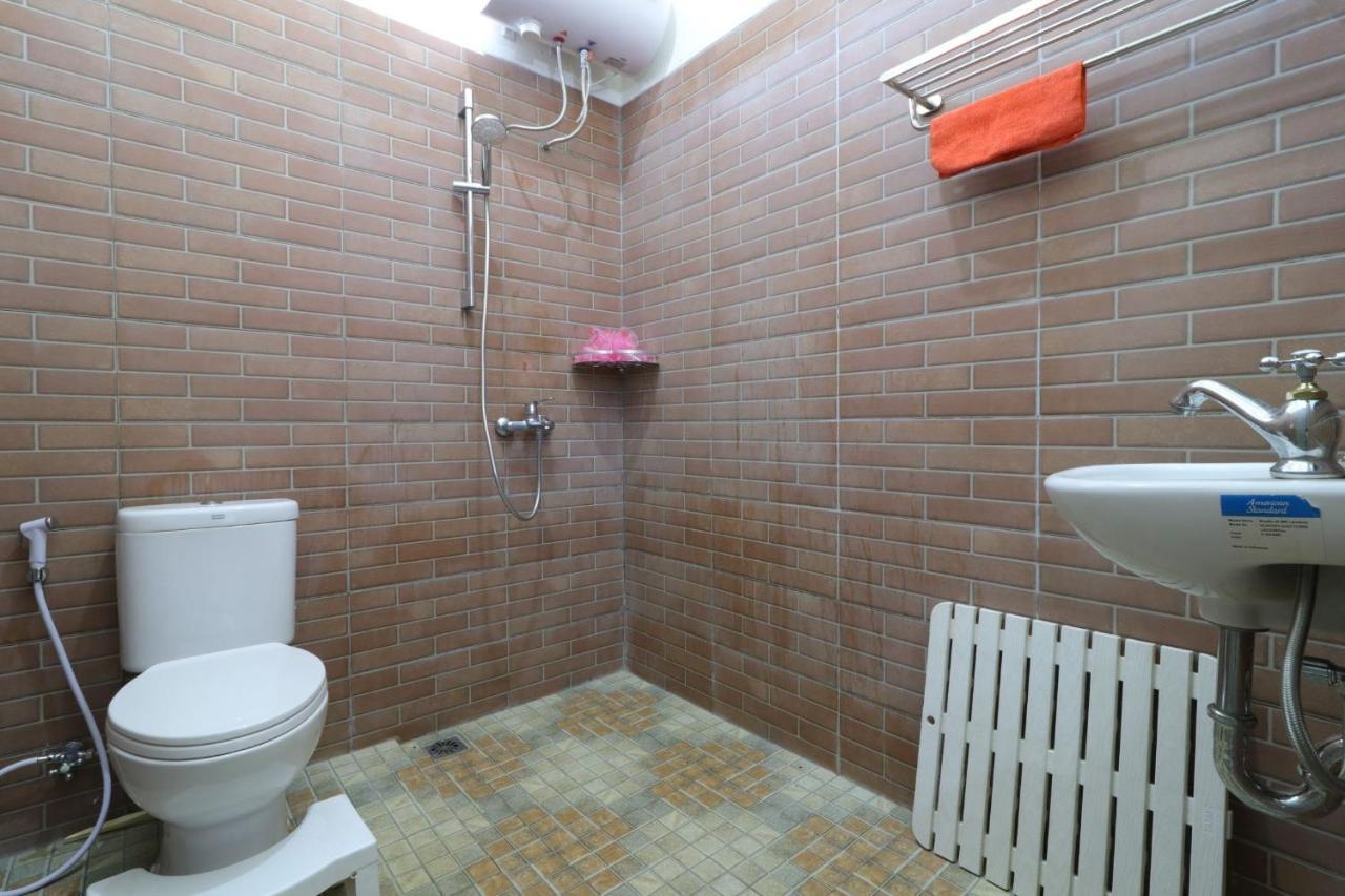 Lembur Incu Syariah Villa & Resto Lembang Exteriör bild